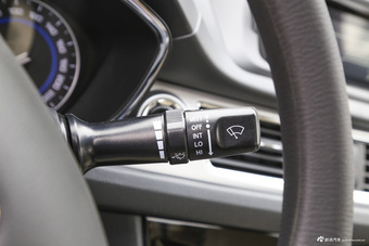 2016款悦翔V7 1.6L自动乐动型国V