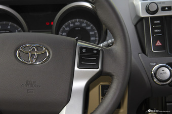 2016款普拉多2.7L自动标准版