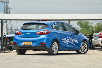 2017款科鲁兹两厢1.4T 双离合领锋版