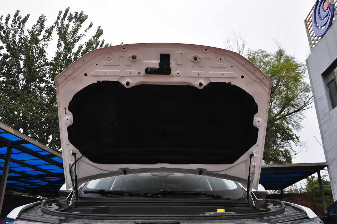 2017款哈弗H6 换代2.0T自动两驱智尚型红标