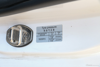 2018款众泰E200天马座