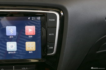 2017款骏派D60 1.8L自动豪华天窗版