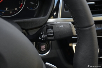 2019款宝马3系GT 2.0L自动320i豪华设计套装