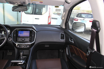 2016款驭胜S350 2.0T自动两驱汽油豪华天窗版5座 
