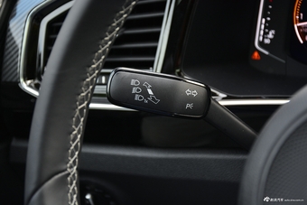 2018款一汽大众 探岳 2.0T  R-LINE