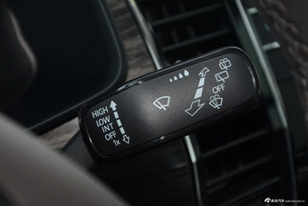 2017款柯迪亚克1.8T自动330TSI两驱豪华版7座