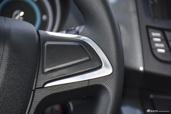 2016款骐铃T7 2.8T手动两驱舒适版标准轴距JE493ZLQ4CB