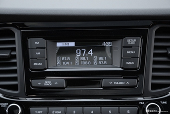 2017款悦纳RV 1.4L自动活力版SPORT