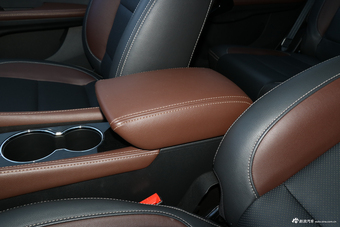 2018款斯威X7 1.5T自动智享型7座