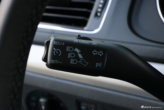 2017款朗逸1.4T自动舒适版230TSI DSG