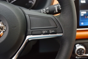 2018款日产劲客1.5L自动智联尊享版