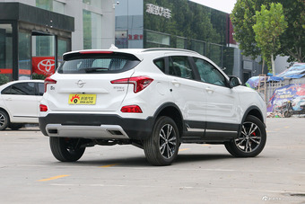 2019款海马S5 1.5T手动精英型230T