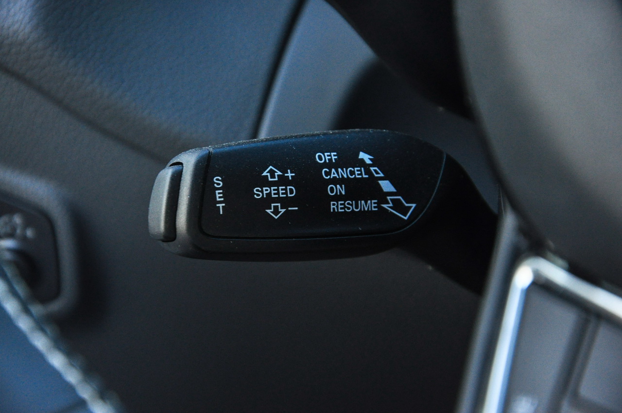 2014款奥迪SQ5 3.0T自动3.0TFSI quattro