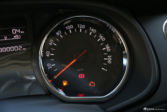 2017款雪铁龙C3-XR 1.6L自动先锋型