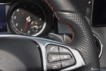 2017款奔驰CLA级改款 2.0T自动220 4MATIC