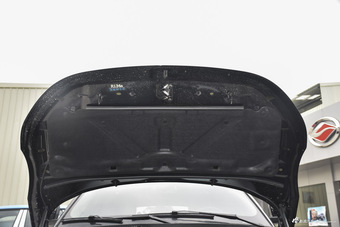 2015款陆风X7 2.0T自动全景旗舰版