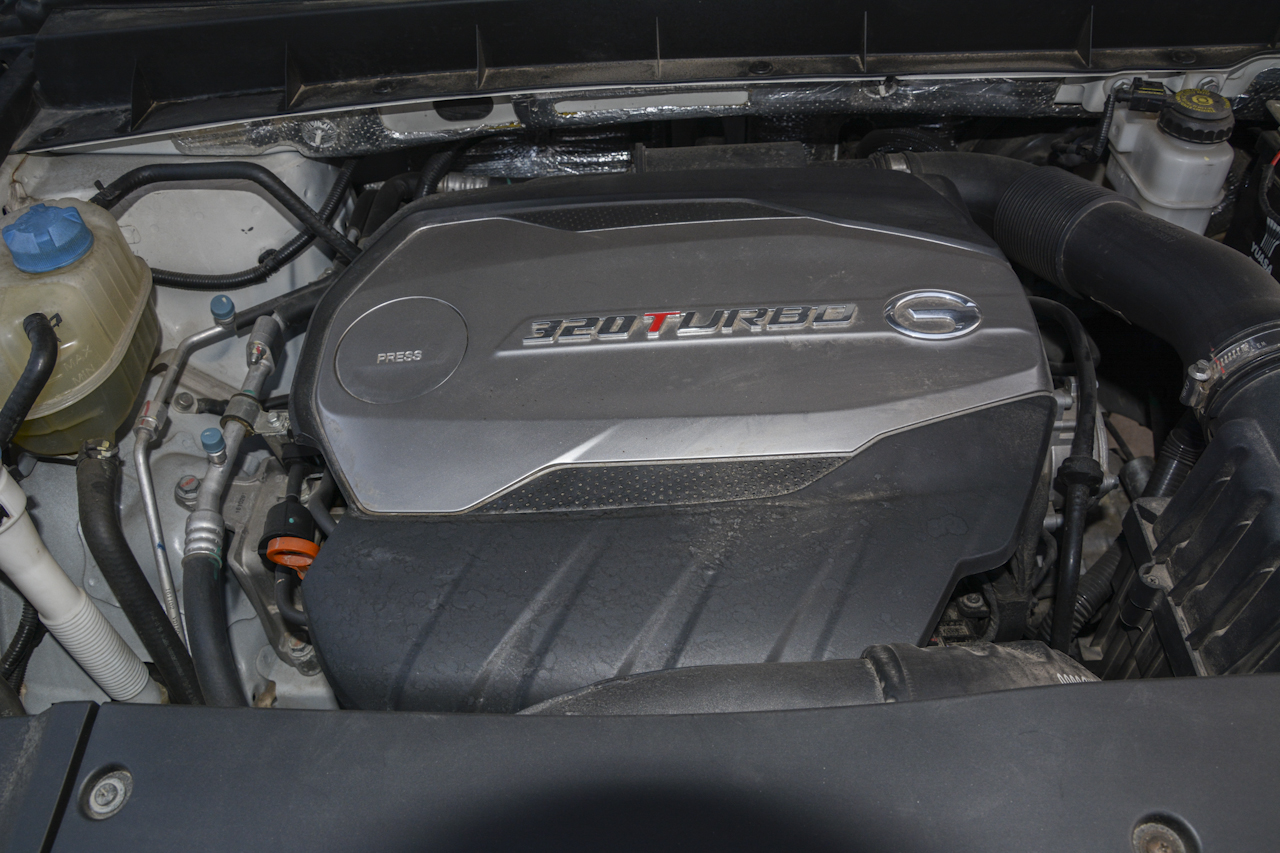 2017款传祺GS8 2.0T自动两驱豪华智联版320T