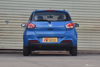 2017款宝骏310 1.5L自动时尚型