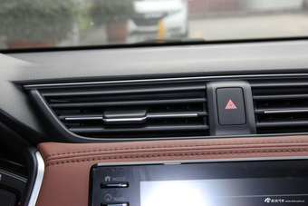 2019款凌派1.0T自动旗舰版180Turbo