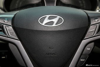 2015款Veloster飞思1.6T自动豪华版