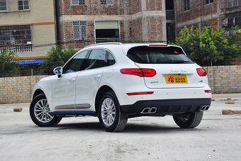 2017款众泰SR9 2.0T手动极致之心版