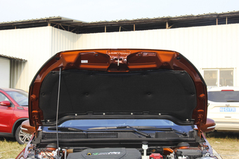 2017款骁途1.6L自动两驱都市时尚型