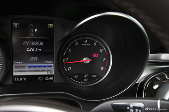 2018款奔驰GLC260 2.0T自动 4MATIC豪华型