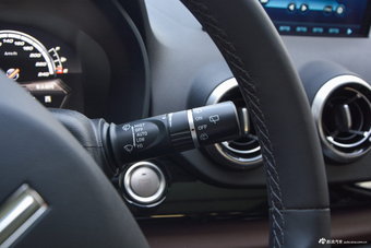 2018款WEY P8 尊享型