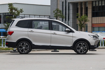 2017款开瑞K60 1.5L 手动旗舰型