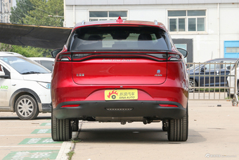 2018款比亚迪唐新能源2.0T全时四驱智联创享型7座