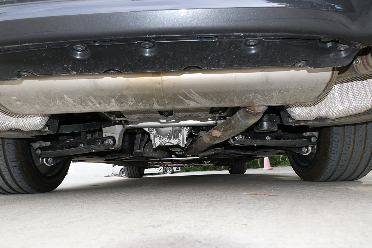 2018款宝马5系改款2.0T自动530Li尊享型M运动套装