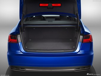 2018款奥迪A6L新能源