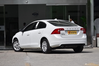 2018款沃尔沃S60L 1.5T自动T3智进版