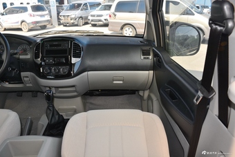 2018款菱智M3L 1.6L手动7座舒适型