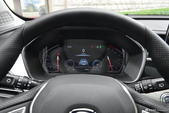 2018款长安CS75 1.5T手动雅智型