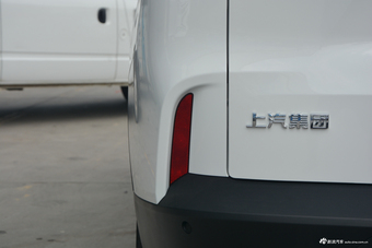 2017上汽大通D90 2.0T手动两驱火星