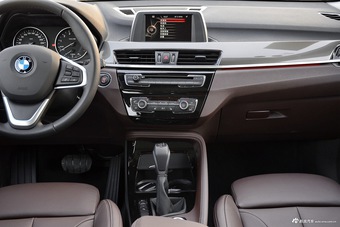 2016款宝马X1 1.5T自动sDrive18Li豪华型