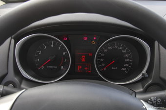 2018款劲炫ASX 2.0L自动精英版