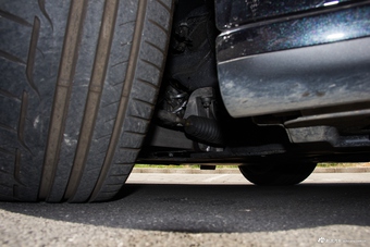 2017款总裁3.0T自动标准型 炭黑