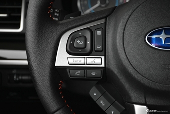 2017款斯巴鲁XV 2.0L自动豪华版