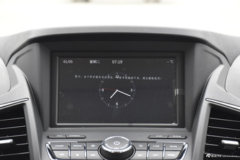 2018款东风风神AX7 1.6T自动豪华型