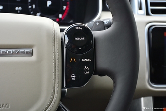 2019款揽胜3.0自动V6传世加长版