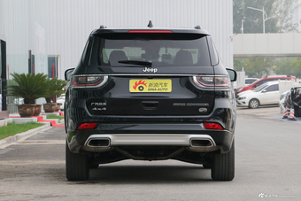 2018款大指挥官2.0T自动四驱耀享版