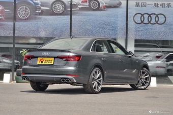 2018款奥迪S4 3.0TLimousine