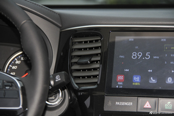 2018款欧蓝德2.0L自动两驱嘉乐版7座