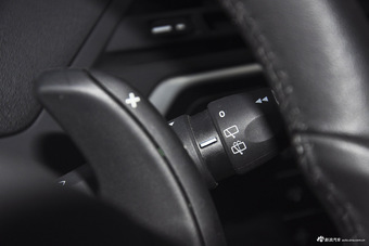 2015款 C4毕加索1.6T自动豪华型 5座