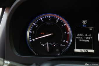 2017款汉兰达2.0T自动四驱至尊版7座