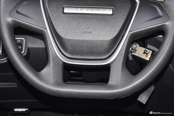 2015款猎豹CS10 2.0T手动卓越版 纽约黑