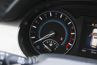  2018款哈弗H2 1.5T手动两驱精英型红标 