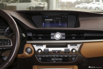 2015款雷克萨斯ES 2.0L自动200舒适版